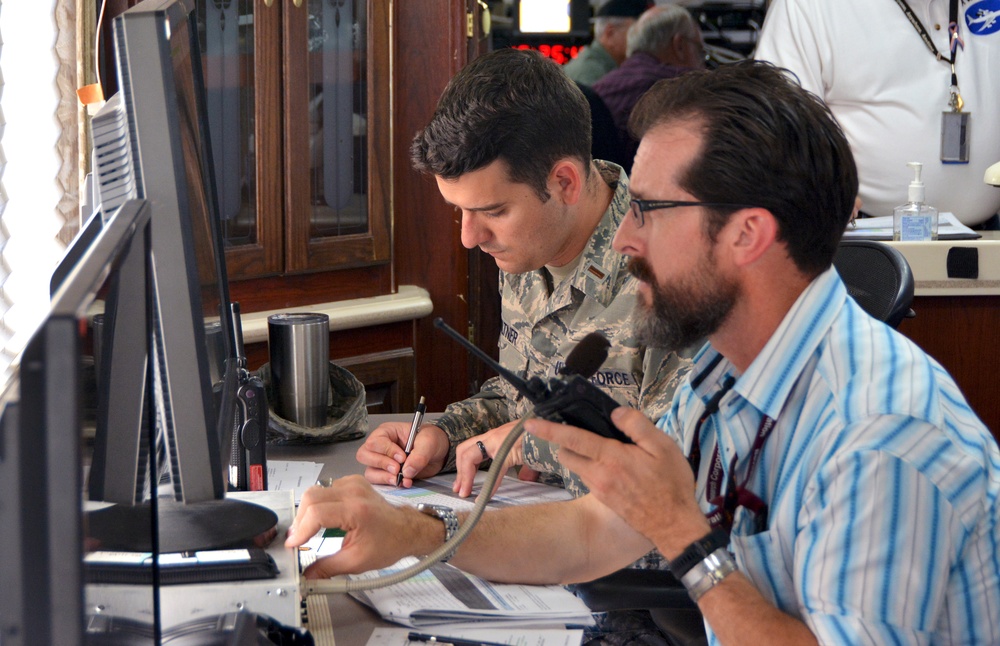 Reservists support LAIRCM testing at Eglin AFB