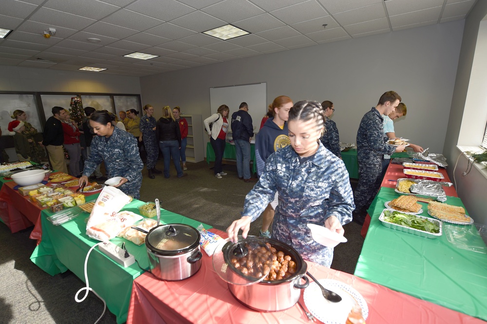 NOSC FORT CARSON HOLIDAY POTLUCK