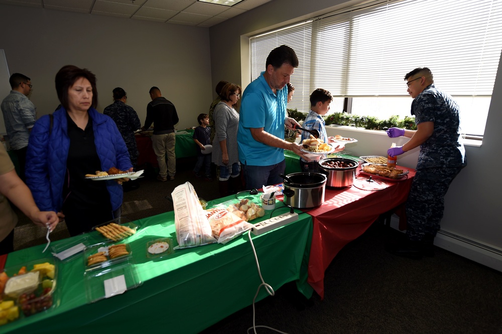 NOSC FORT CARSON HOLIDAY POTLUCK