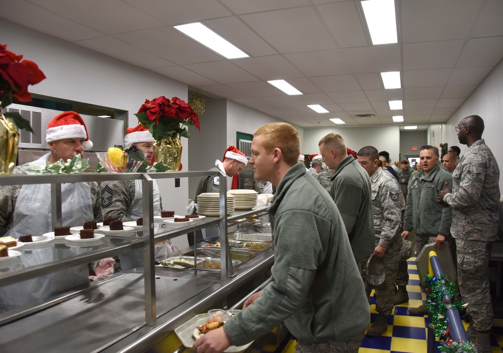 166th Airlift Wing Holiday Meal