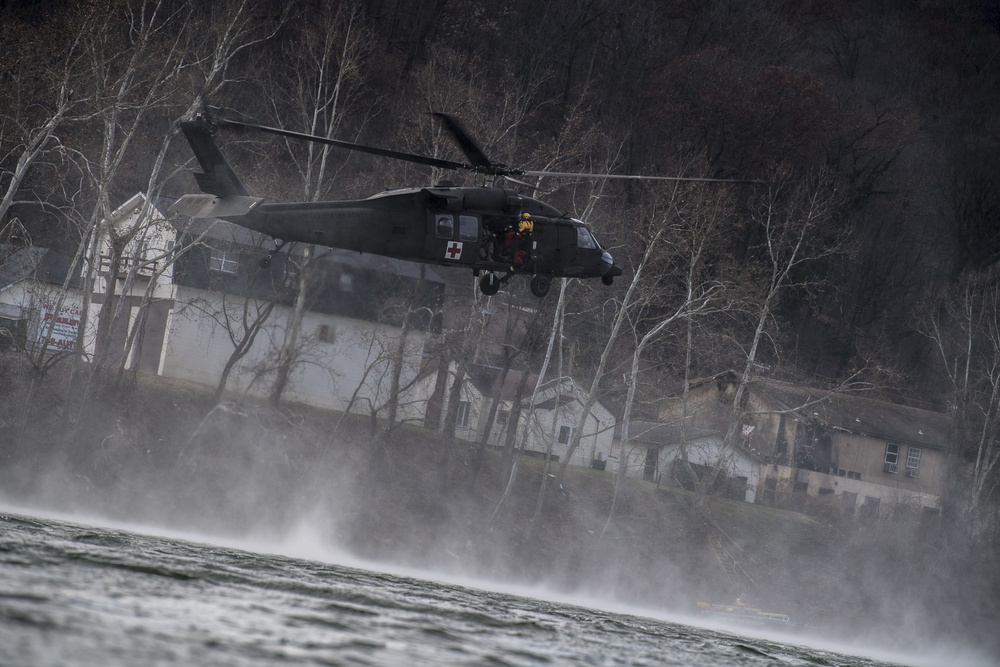 West Virginia Swift Water Rescue Team conducts life-saving skills training on Kanawha River