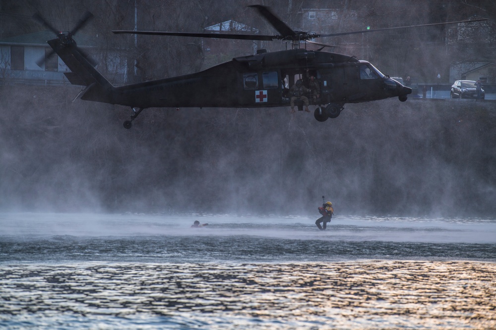 West Virginia Swift Water Rescue Team conducts life-saving skills training on Kanawha River