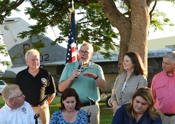Congressional Meeting at Muniz Air National Guard Base