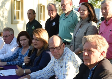 Congressional Meeting at Muniz Air National Guard Base