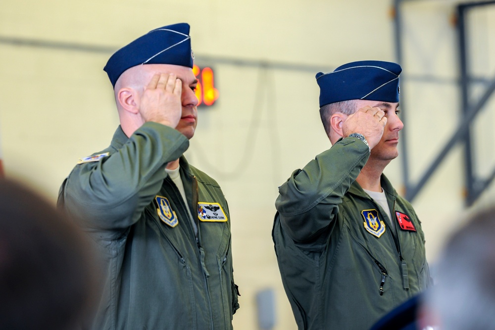 76th FS welcomes new commander