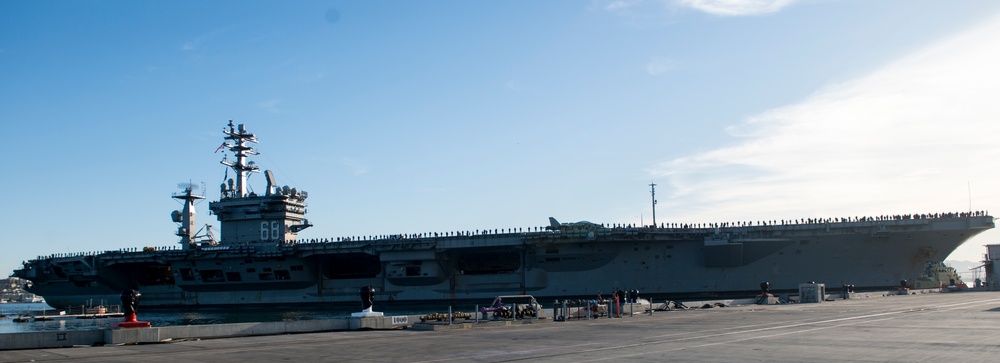 USS Nimitz pulls into port in San Diego