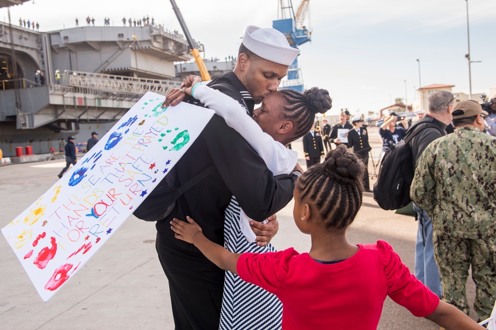 USS Nimitz pulls into port in San Diego