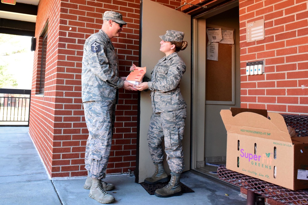 Airmen Cookie Drive spreads holiday cheer