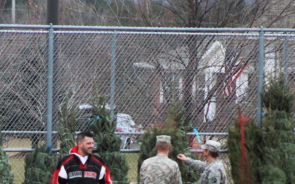 Fort McCoy military members receive trees through Trees for Troops