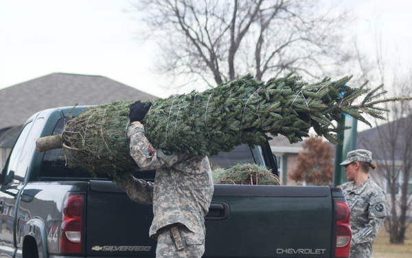 Fort McCoy military members receive trees through Trees for Troops