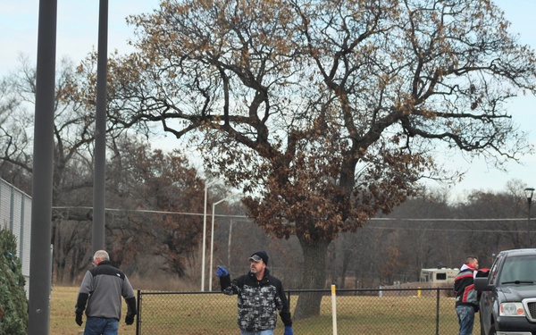 Fort McCoy military members receive trees through Trees for Troops