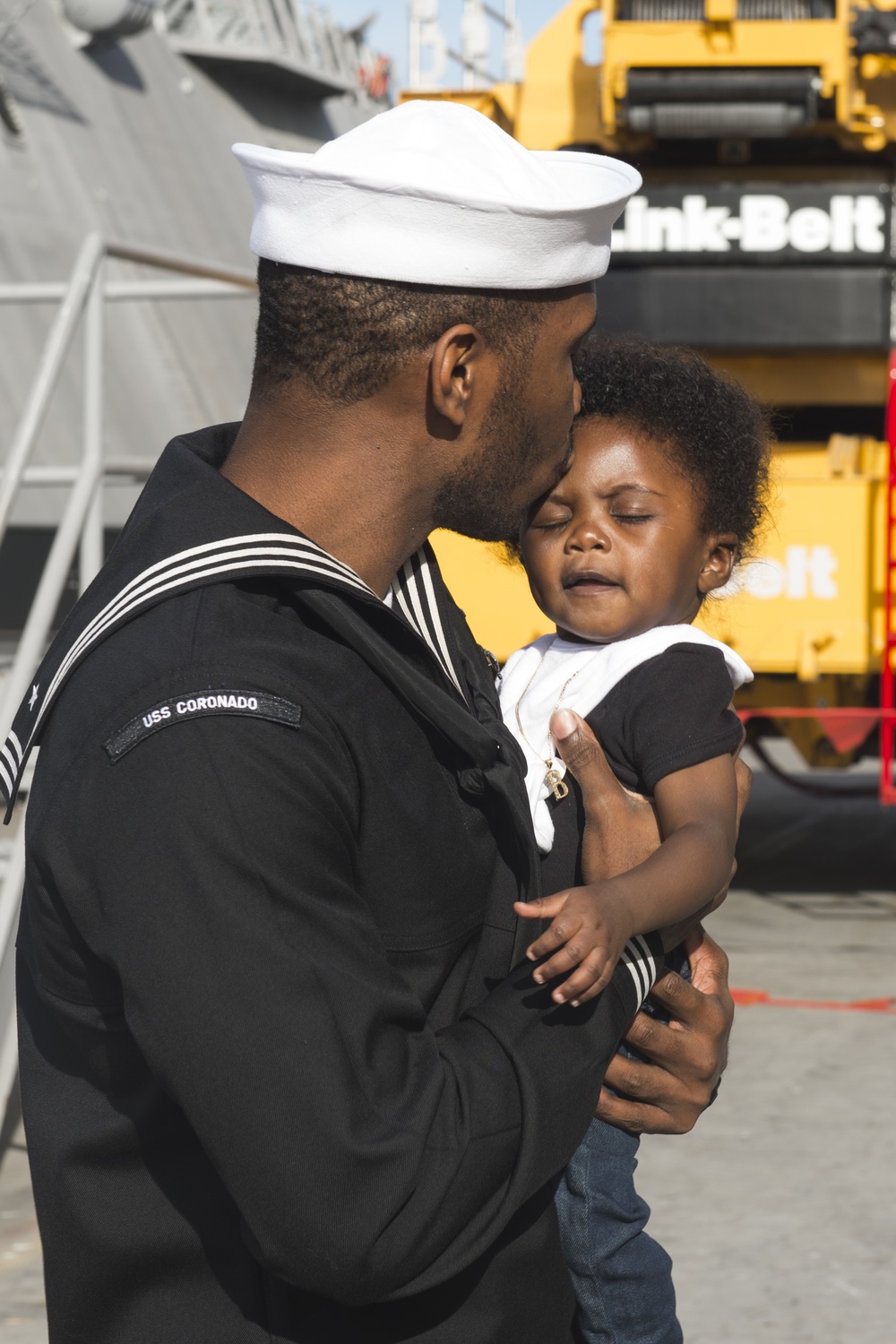 USS Coronado (LCS 4) returns from 18 month deployment