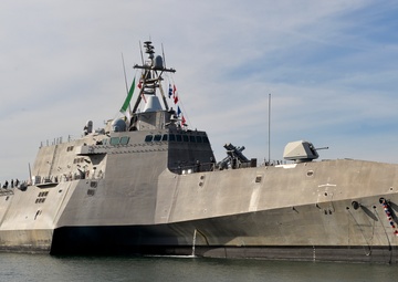 Littoral Combat Ship Family Member Named Operation Homefront 2018 Navy Military Child of the Year