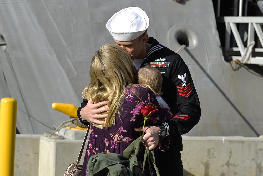 USS Coronado (LCS 4) returns from 18 month deployment