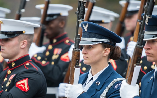 Singapore Chief of Defence Lt. Gen. Perry Lim Participates in an Armed Forces Full Honors Wreath-Laying at the Tomb of the Unknown Soldier