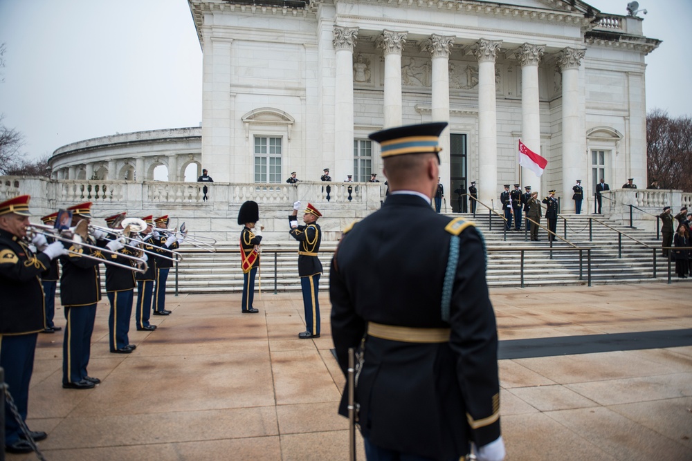 Singapore Chief of Defence Lt. Gen. Perry Lim Participates in an Armed Forces Full Honors Wreath-Laying at the Tomb of the Unknown Soldier