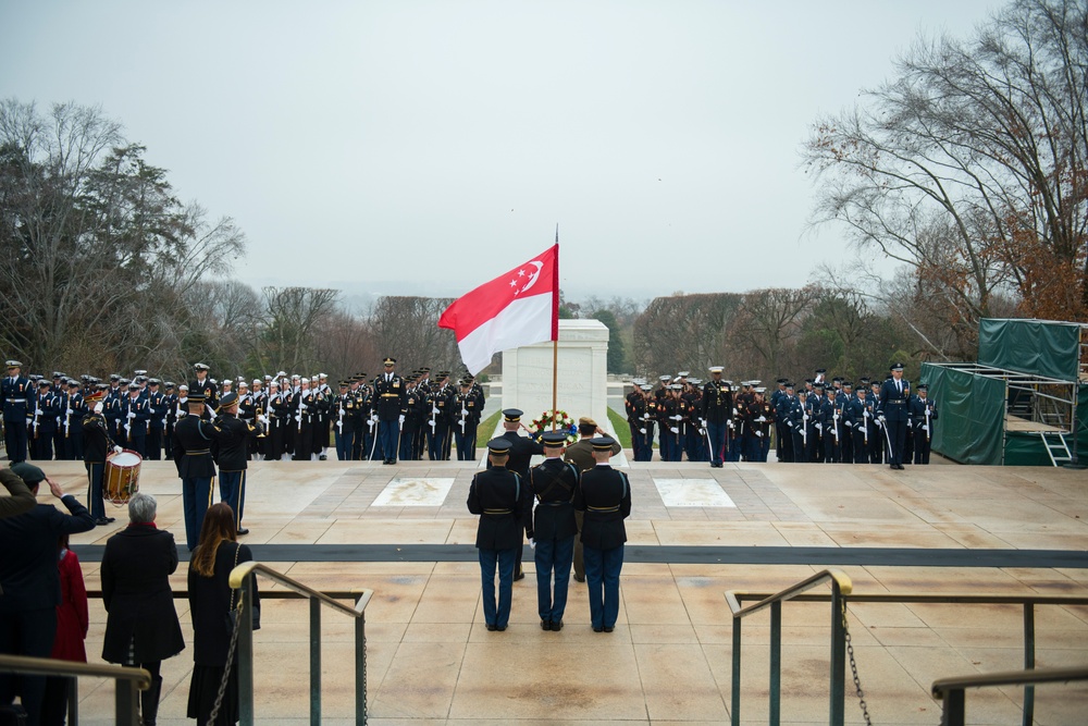 Singapore Chief of Defence Lt. Gen. Perry Lim Participates in an Armed Forces Full Honors Wreath-Laying at the Tomb of the Unknown Soldier