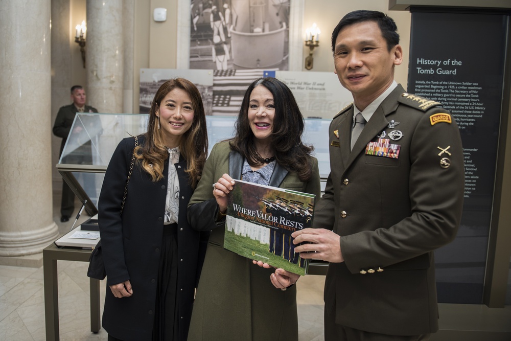 Singapore Chief of Defence Lt. Gen. Perry Lim Participates in an Armed Forces Full Honors Wreath-Laying at the Tomb of the Unknown Soldier