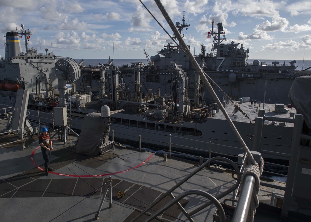 USS Oak Hill (LSD 51) conducts COMPTUEX