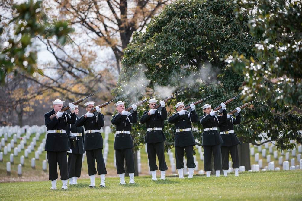 Graveside Service for U.S. Navy Radioman 3rd Class Howard Bean in Section 60