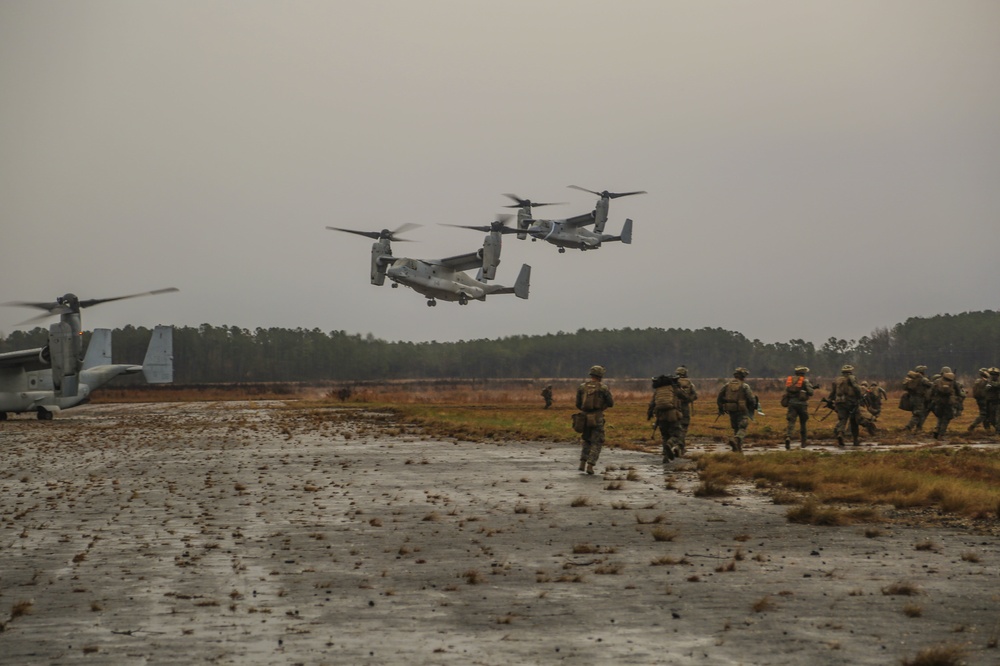 MEU Marines wrap up COMPTUEX with final event