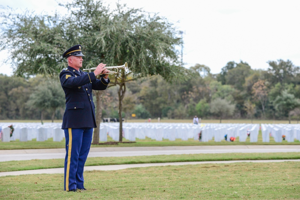 First Hispanic 4-Star General laid to rest