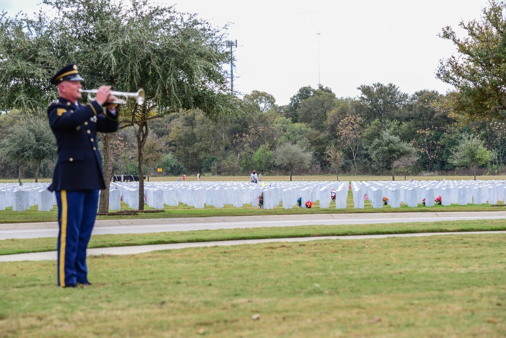 First Hispanic 4-Star General laid to rest