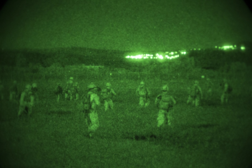 Marines conduct night operation