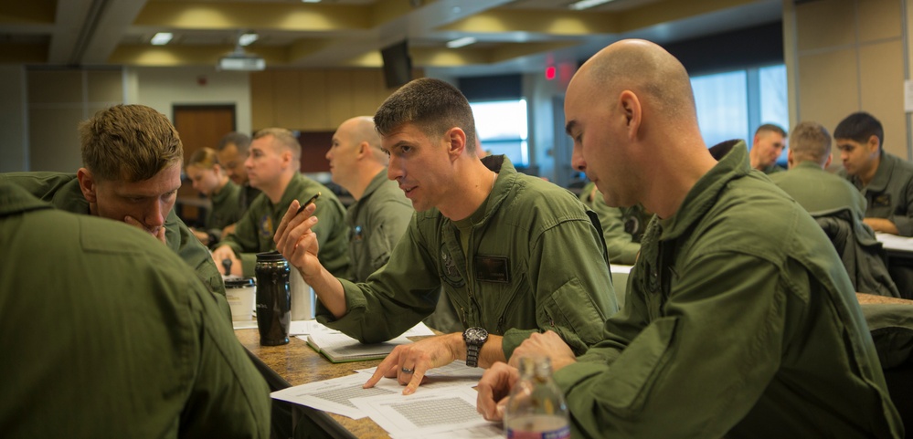 U.S. Marines With HMH-461 Participate in DFT Exercise