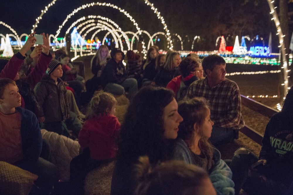 Families enjoy hayrides at EFMP’s Festival of Lights