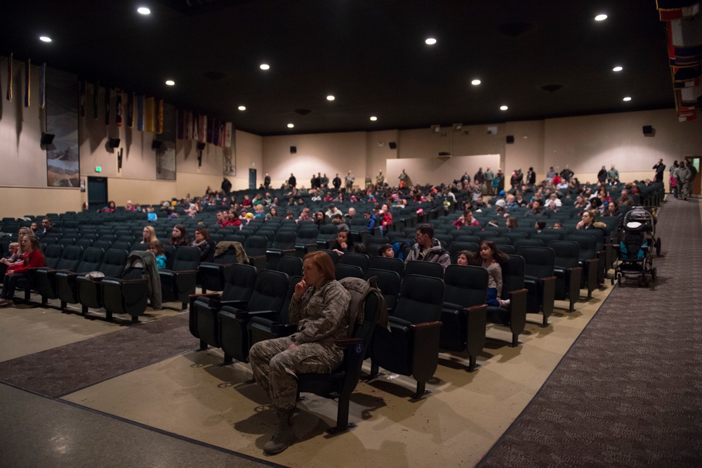 JBER hosts annual holiday tree lighting