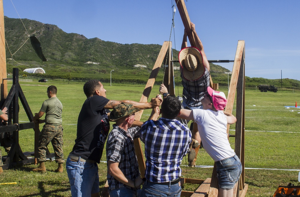 Back to basics:1/12 holds medieval artillery competition