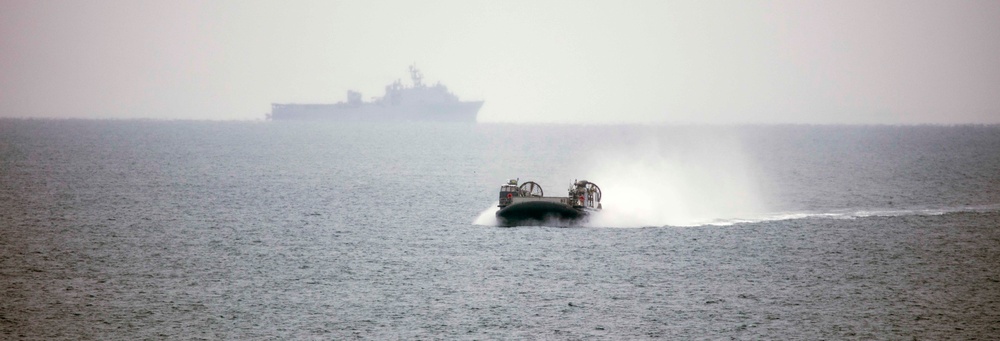 USS New York (LPD 21) conducts COMPTUEX