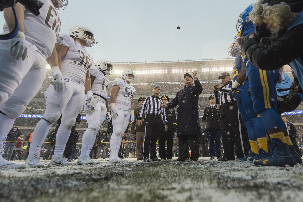 CJCS attends 118th Army Navy Game