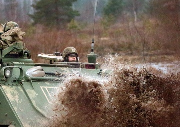 Longknife Squadron conducts training in Latvia