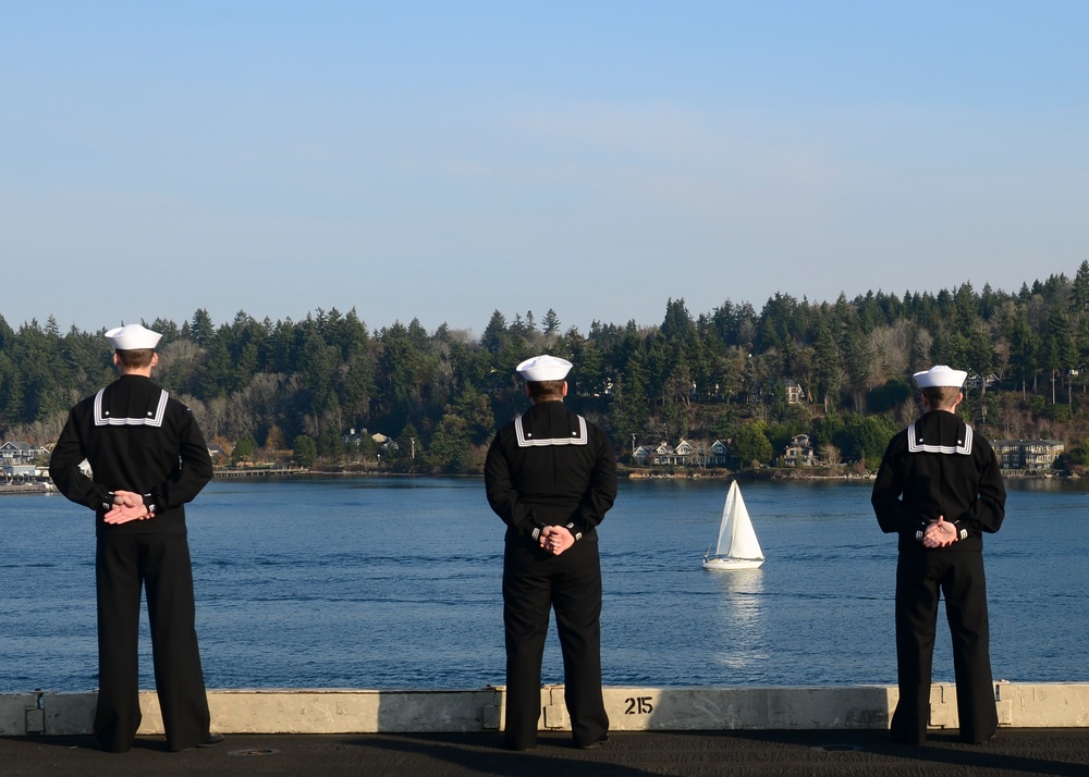 Nimitz Returns From Deployment