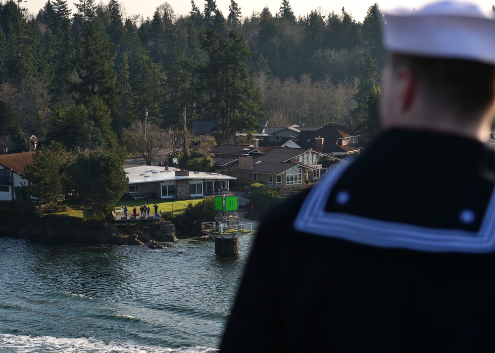 Nimitz Returns From Deployment