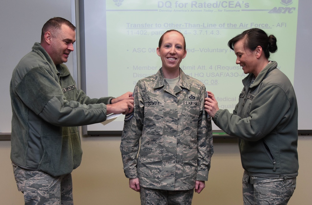 Keesler congratulates newest chiefs