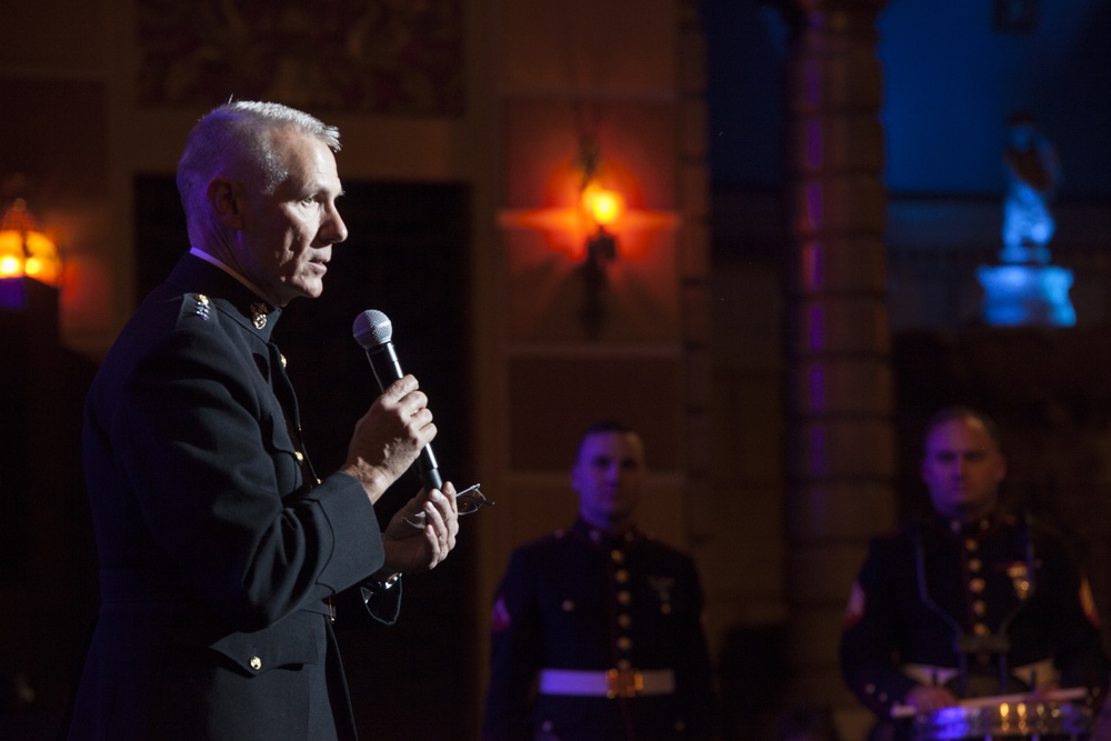 Marine Corps Band New Orleans performs annual &quot;Santa Meets Sousa&quot; concert