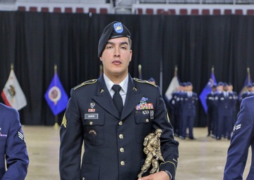 DC National Guard honors Soldiers and Airmen at end of year awards ceremony