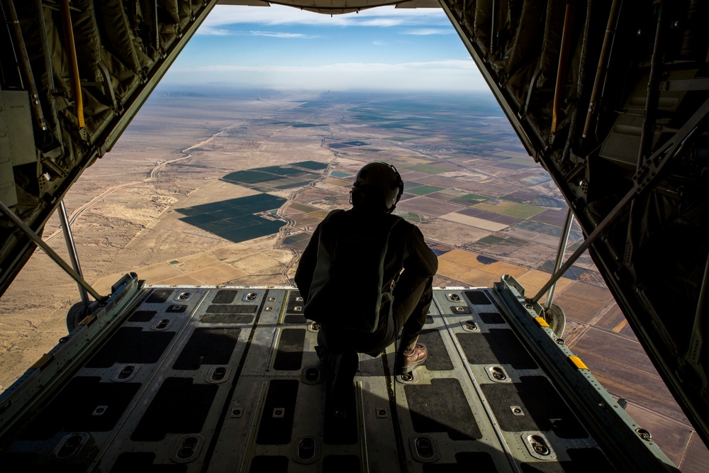 VMGR-152 refuels readiness