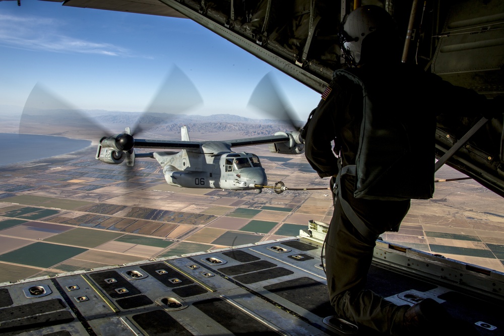 VMGR-152 refuels readiness