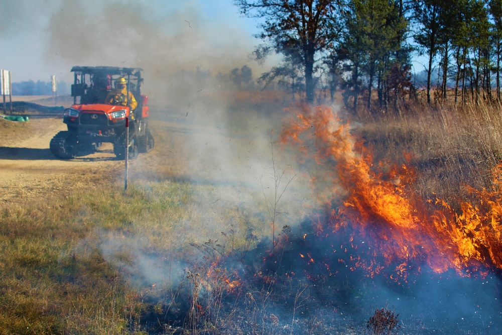 Late-fall prescribed burns help cut wildfire risk, improve habitat