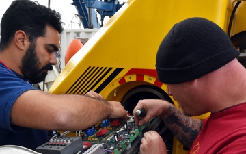 U.S. Navy Continues Support to Argentina in Search for A.R.A. San Juan