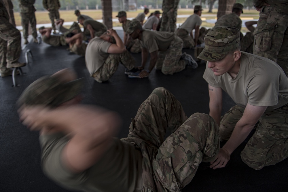 Airmen prep for Army Air Assault School