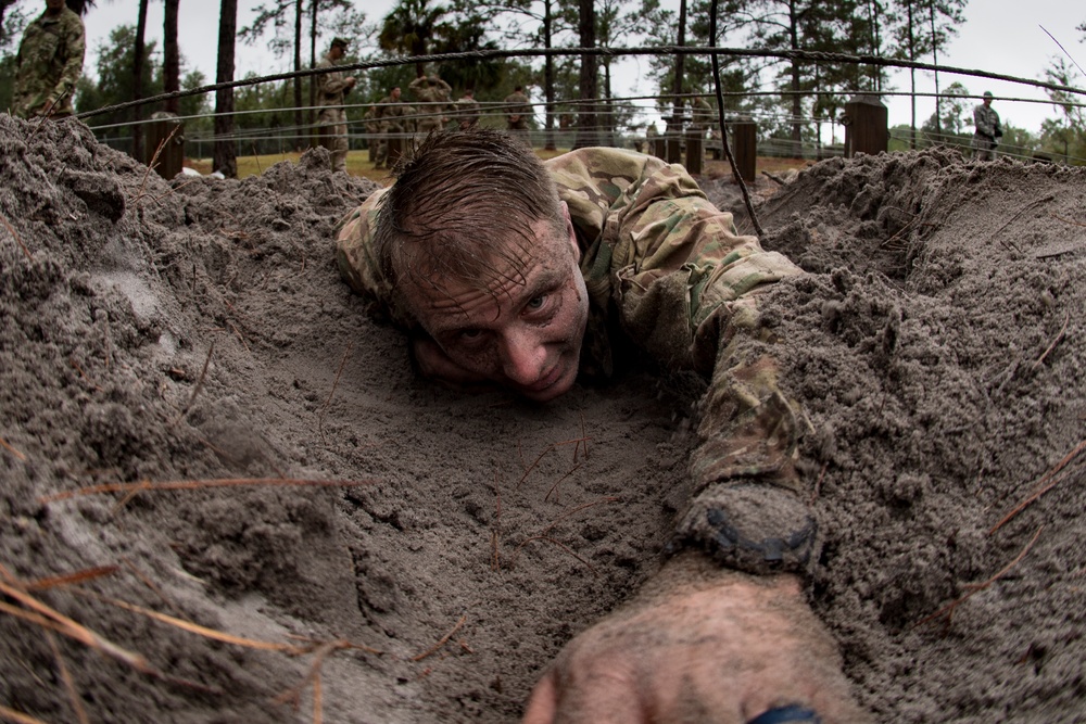 Airmen prep for Army Air Assault School