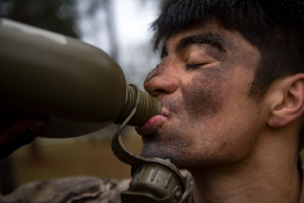 Airmen prep for Army Air Assault School