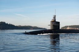 USS Nevada (SSBN 733) Returns Home