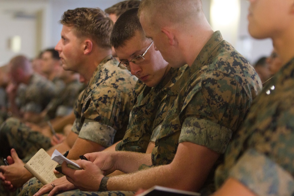 HQMC Marines hold brief of records, performance, promotions