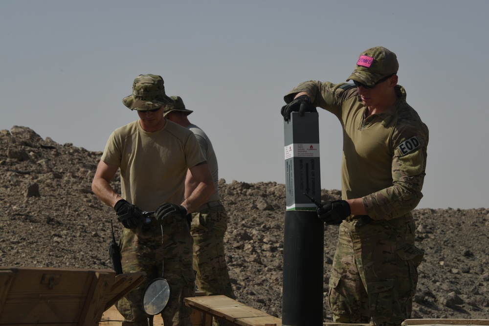386 EOD support munition disposal need